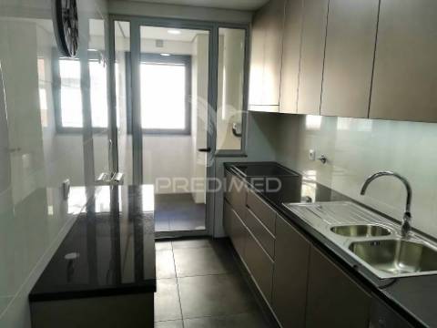 Apartamento t2 na boavista, porto