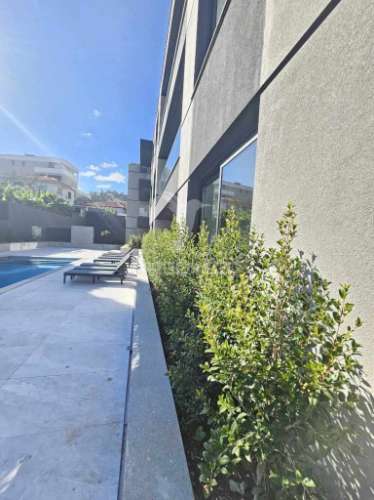 Apartamento t3 com logradouro