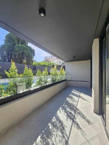 Apartamento t3 com logradouro