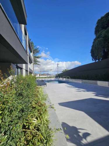 Apartamento t3 com logradouro