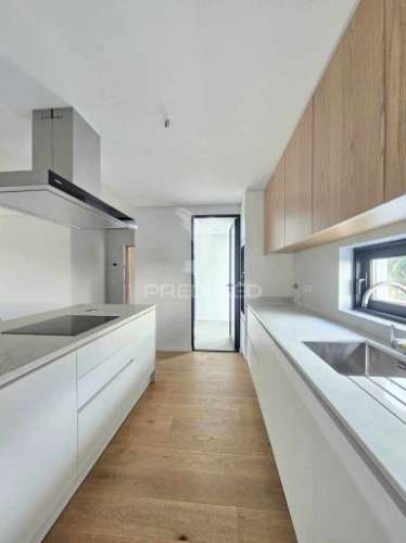 Apartamento t3 com logradouro