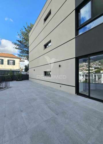Apartamento t3 com logradouro