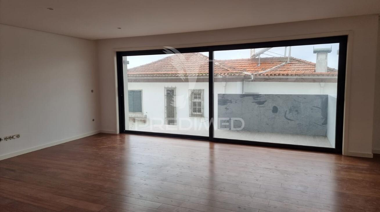 Apartamento t3  em  construção   mafamude - gaia
