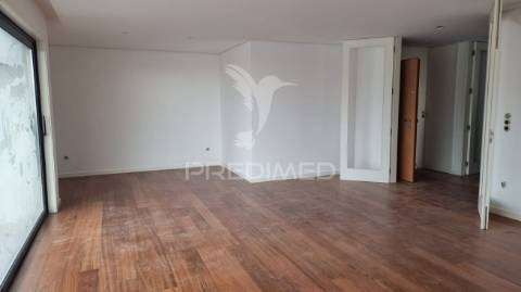 Apartamento t3  em  construção   mafamude - gaia