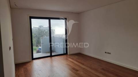 Apartamento t3  em  construção   mafamude - gaia