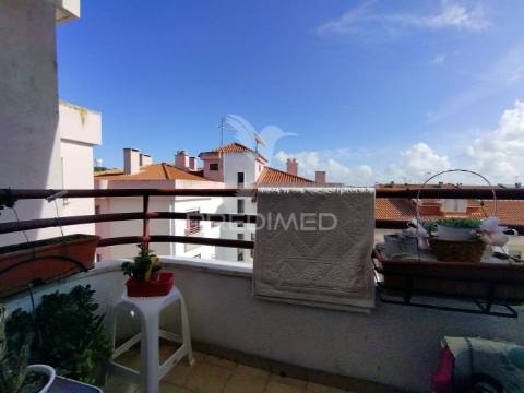 Amplo t3 c/ garagem em corroios