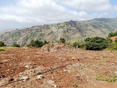 Terreno urbanizável área 1899 m2, são joão - ribeira brava