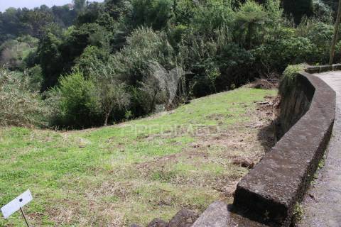 Terreno para construçao com 730 m2 em santana