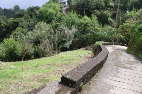 Terreno para construçao com 730 m2 em santana