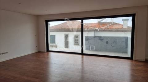 Apartamento t3  em  construção   junto da rtp - gaia