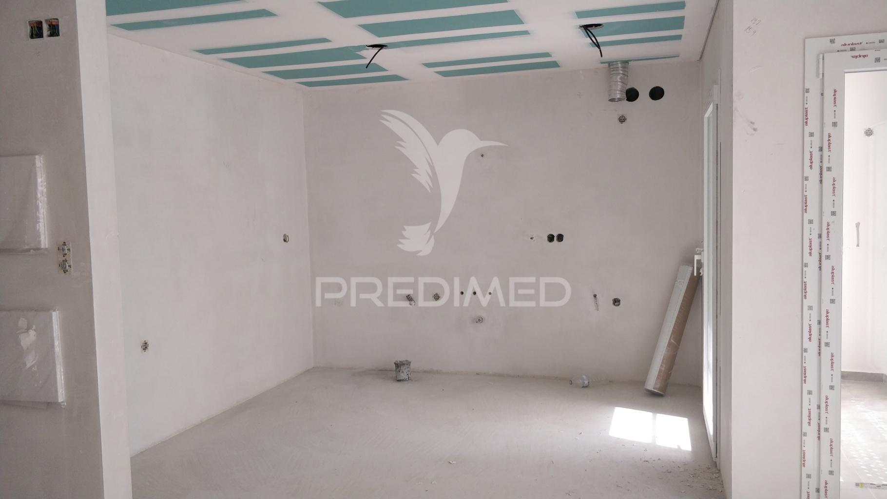 Apartamento t2 novo em santa marta do pinhal- corroios