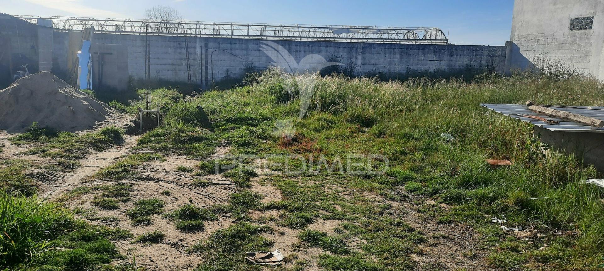 Terreno urbano p/construção