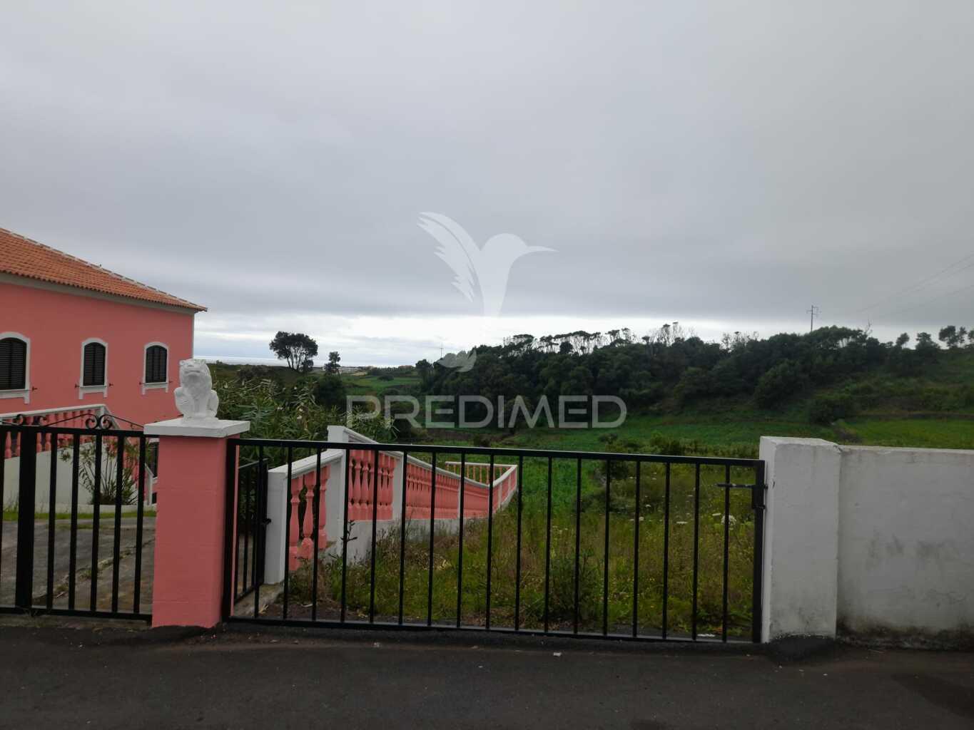 Moradia t4 pronta a entrar em são mateus da calheta