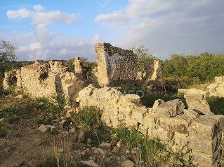 Santa barbara de nexe - terreno com ruína / land with ruin