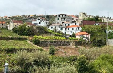 Terreno rústico com capacidade de construção na ponta do sol - ilha da madeira