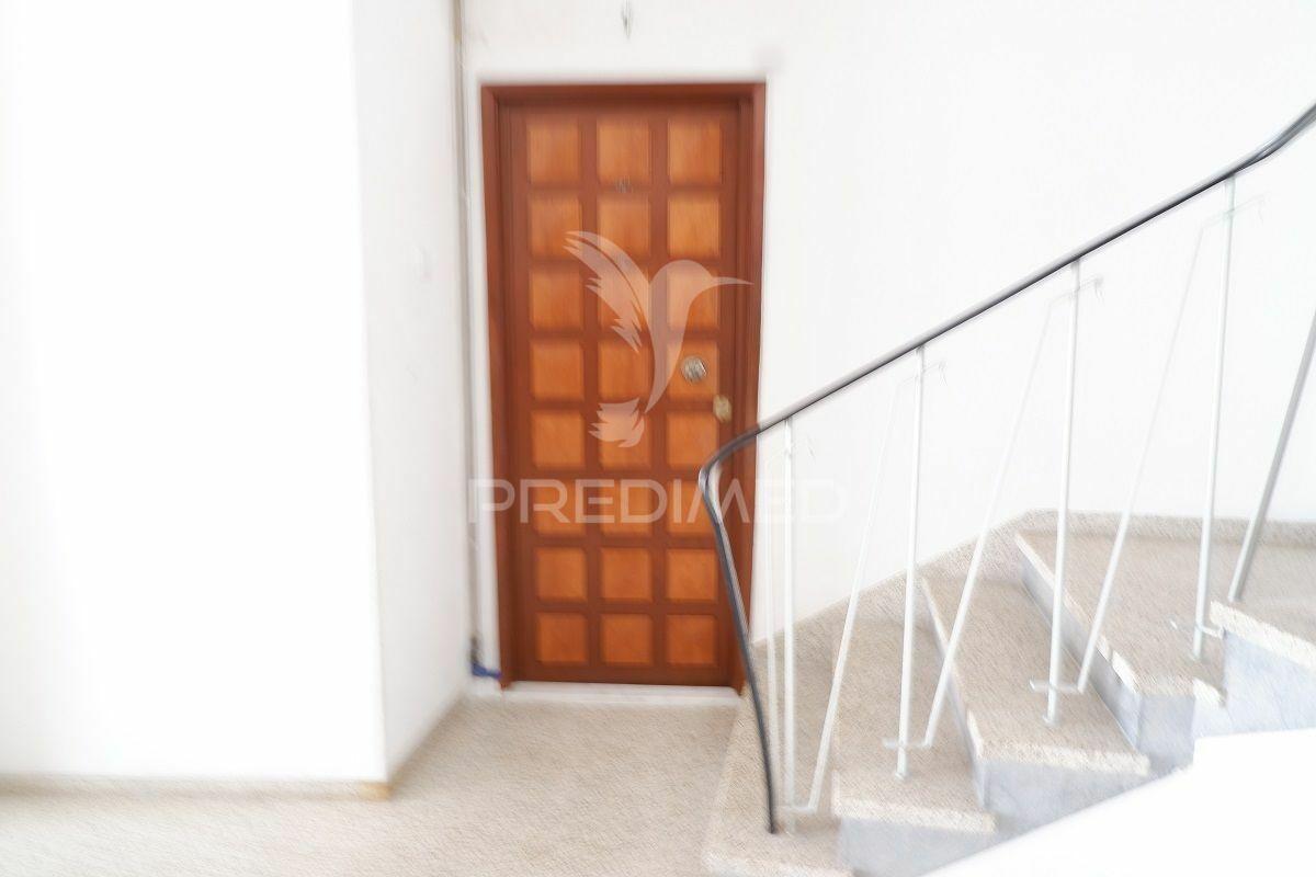Apartamento t3, na rua antónio patrício, à boavista, porto