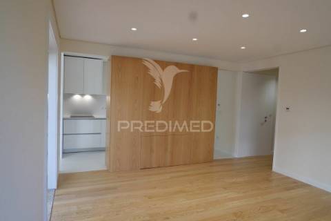 Apartamento t3, na rua antónio patrício, à boavista, porto