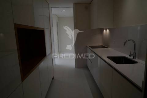 Apartamento t3, na rua antónio patrício, à boavista, porto