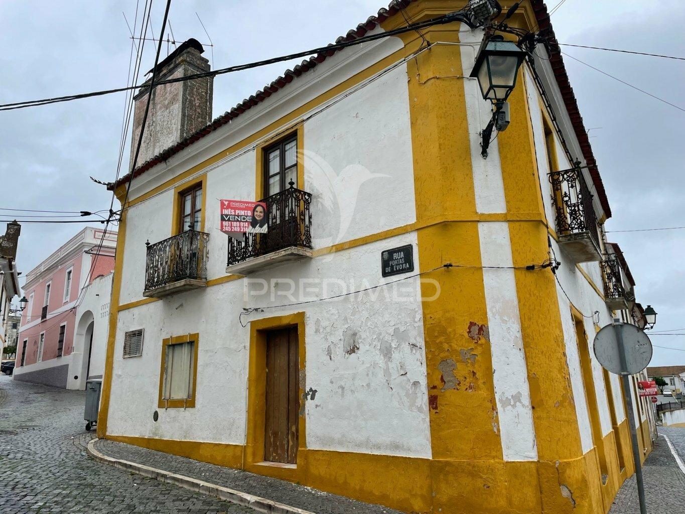 Prédio em avis