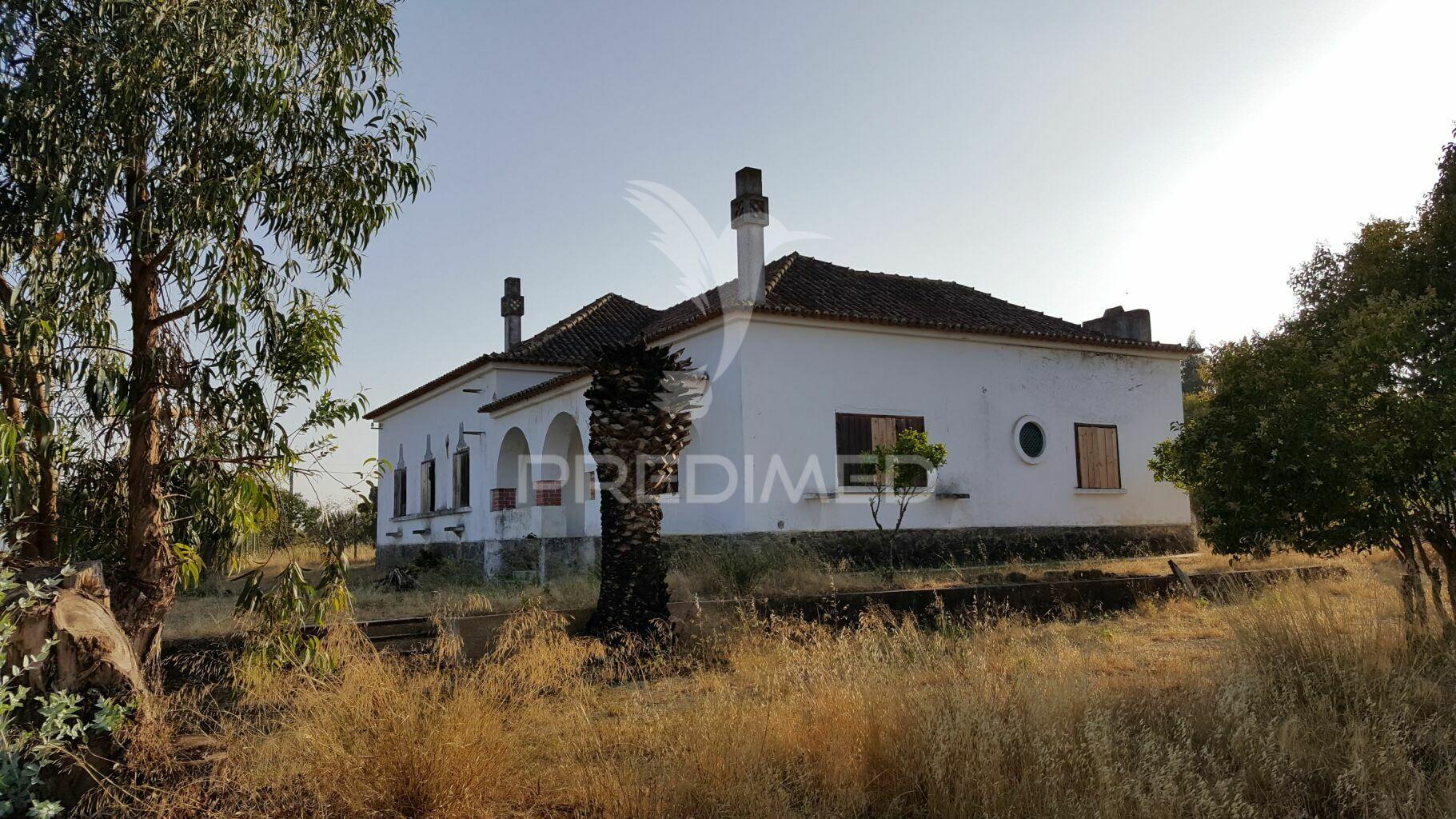 Moradia t4 + 1 - aldeia mineira do lousal