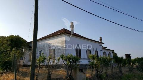 Moradia t4 + 1 - aldeia mineira do lousal