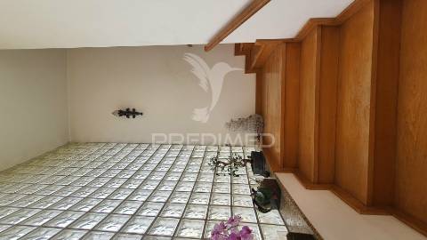 Moradia com piscina