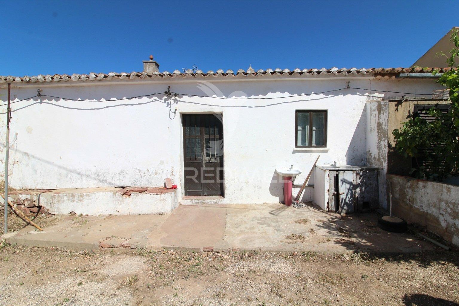 Casas para recuperar em s.b. messines com terreno