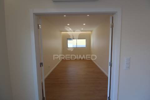 T4 em condominio privado  com piscina comum - alcochete