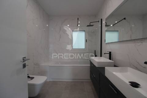 T4 em condominio privado  com piscina comum - alcochete