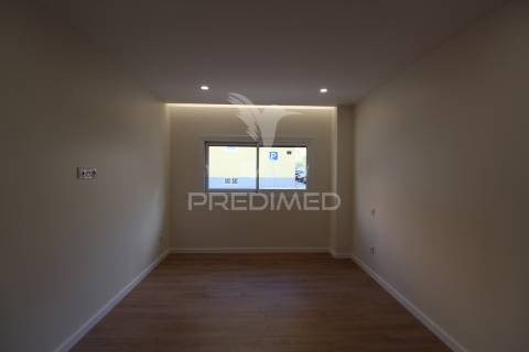 T4 em condominio privado  com piscina comum - alcochete