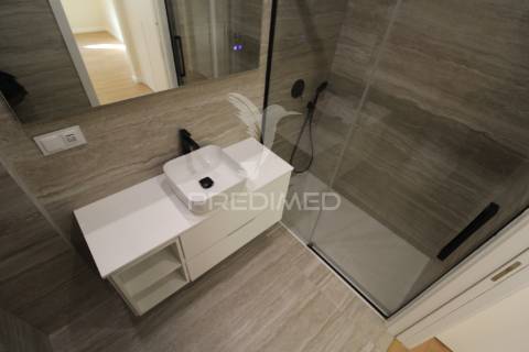 T4 em condominio privado  com piscina comum - alcochete