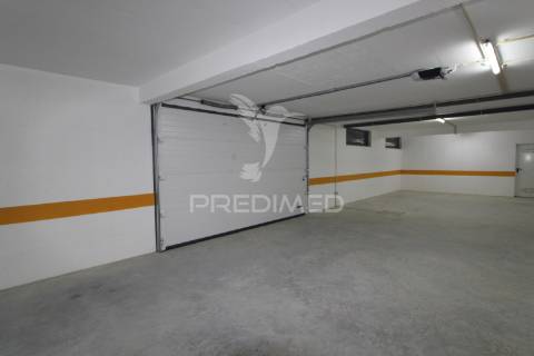 T4 em condominio privado  com piscina comum - alcochete