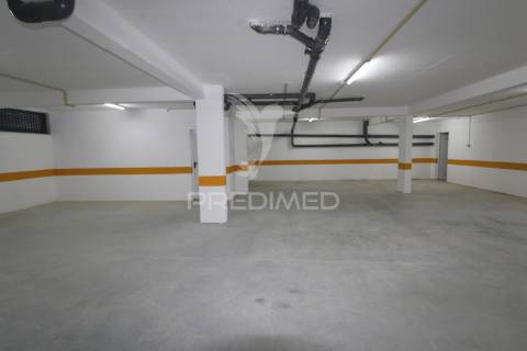 T4 em condominio privado  com piscina comum - alcochete