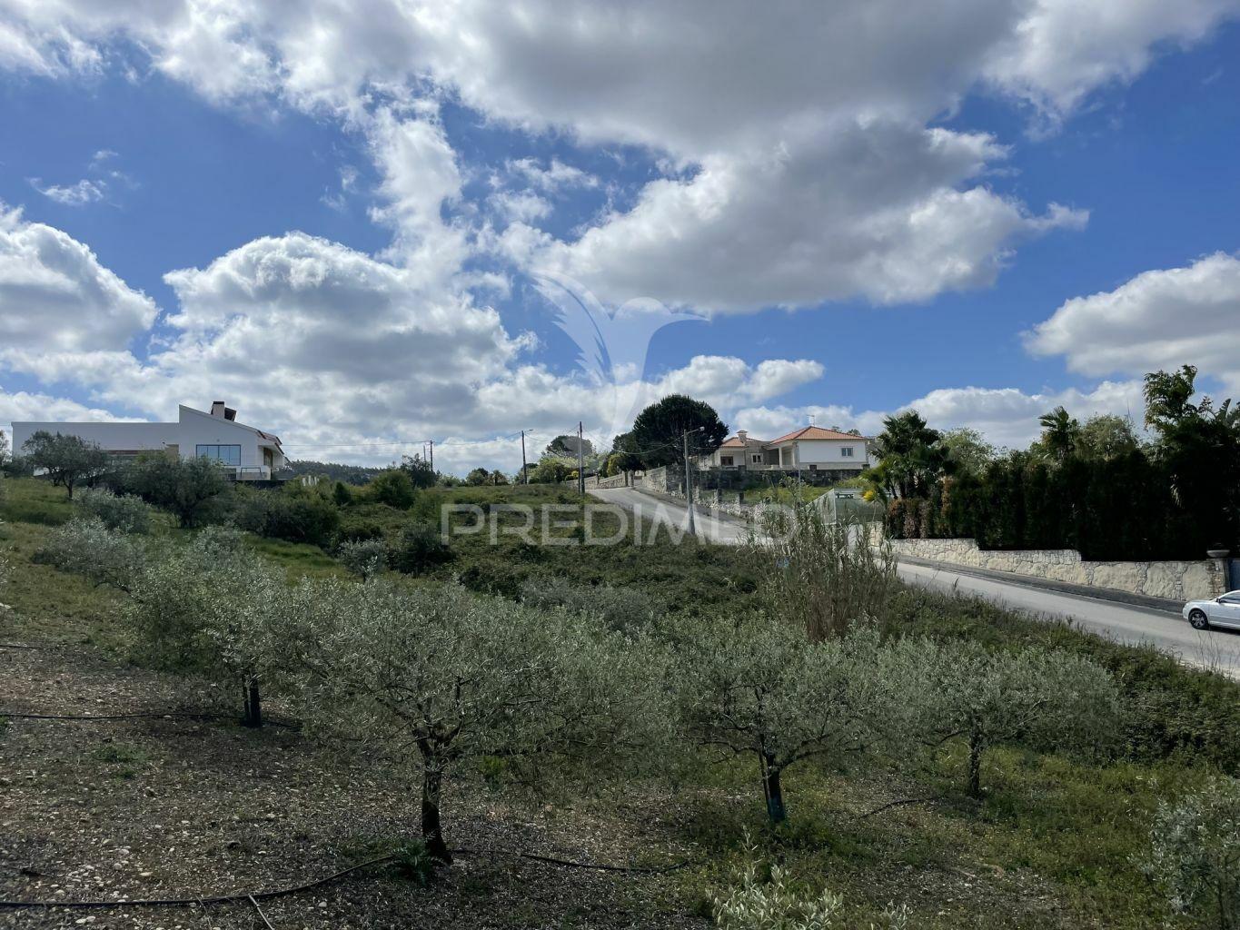 Terreno c/ 2200m p/ construção, arrabal