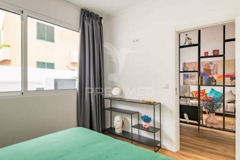 Apartamento t2 com logradouro no centro do funchal