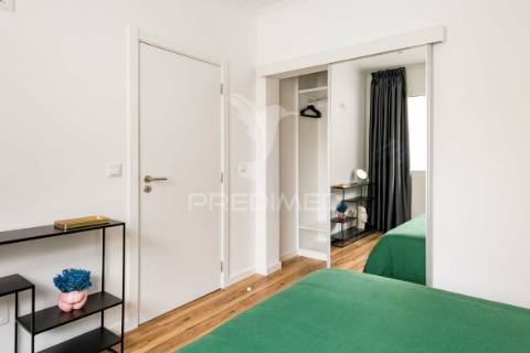 Apartamento t2 com logradouro no centro do funchal