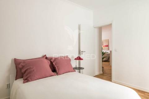 Apartamento t2 com logradouro no centro do funchal