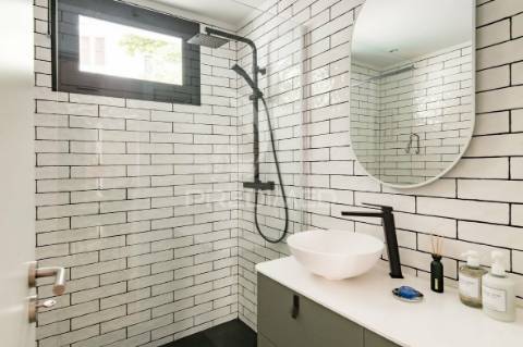 Apartamento t2 com logradouro no centro do funchal
