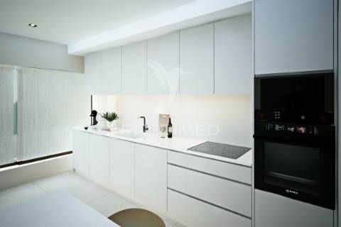 T3 com varanda e 2 l/garagem, maia