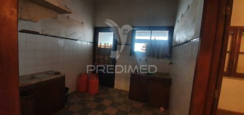 Apartamento t2 com garagem