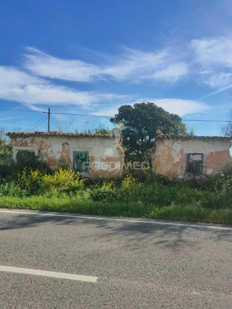 Terreno urbano com ruína - d. fernando, achete