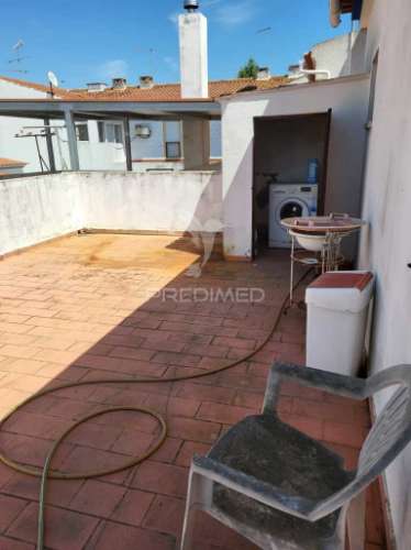 Moradia com comercio em castro verde
