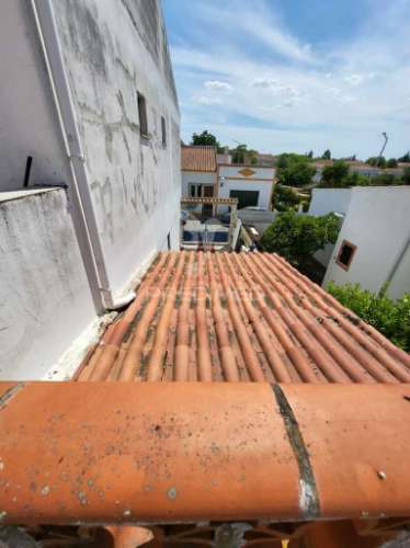 Moradia com comercio em castro verde