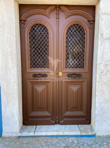Apartamento t2 com 176mt2 e logradouro