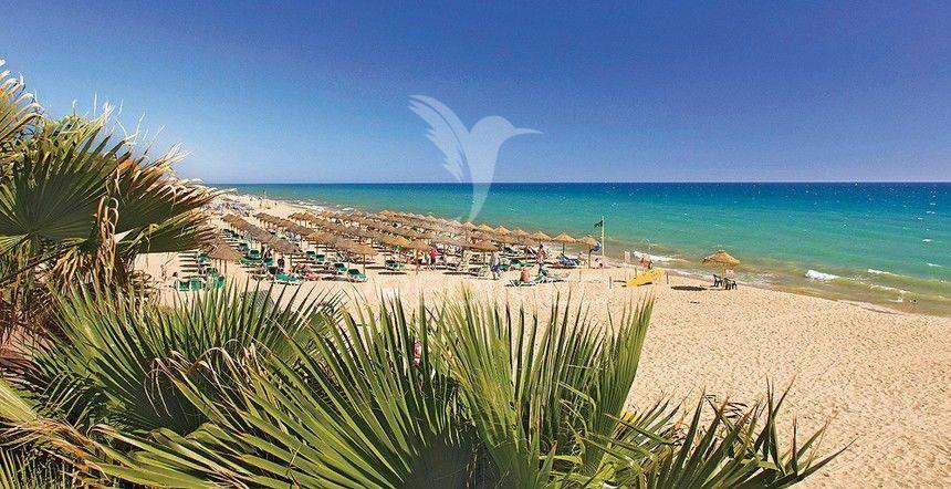 Esta penthouse t3 duplex lidera o que de melhor existe em vilamoura