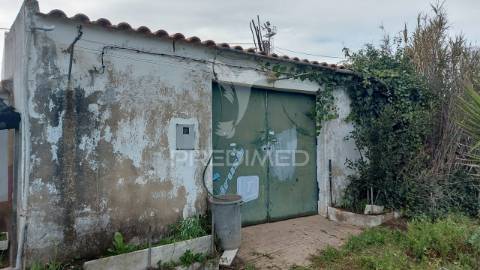 Armazém 54 m2 espacioso e volumoso algarve lagos bensafrim