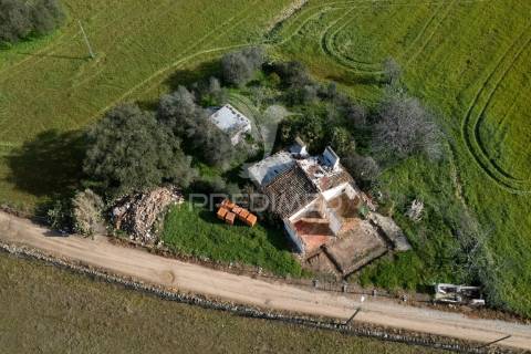 Monte alentejano para reconstrução - arcos - estremoz