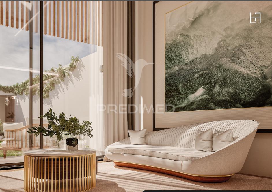 The light home – moradia t3 no coração da cidade, junto ao bairro da beira mar