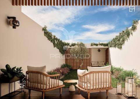 The light home – moradia t3 no coração da cidade, junto ao bairro da beira mar