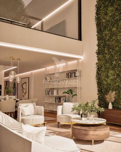 The light home – moradia t3 no coração da cidade, junto ao bairro da beira mar